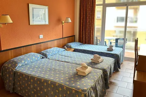 BLUESEA Copacabana in Lloret de Mar — foto 9
