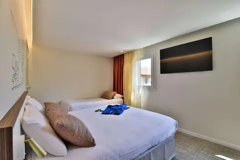 Hotel Du Pin in Nice — foto 2