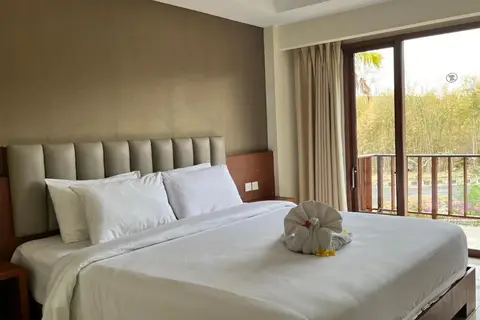 New Kuta Hotel by LORIN in Kuta Selatan — foto 6