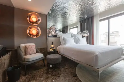 Adia Aluma Athens Curio Collection by Hilton in Athene — foto 20