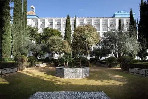 Hotel Abades Benacazon in Benacazon — foto 8