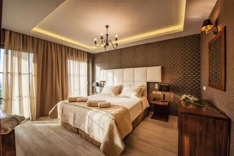 Elegance Luxury Executive Suites in Tragaki, foto 3