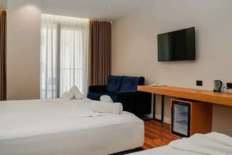 Bounty Hotel in Golem — foto 3