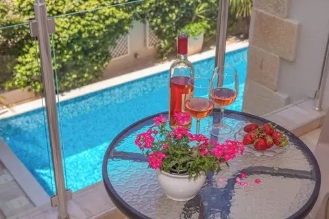 Apartments Fortunella in Petrovac na Moru — foto 21