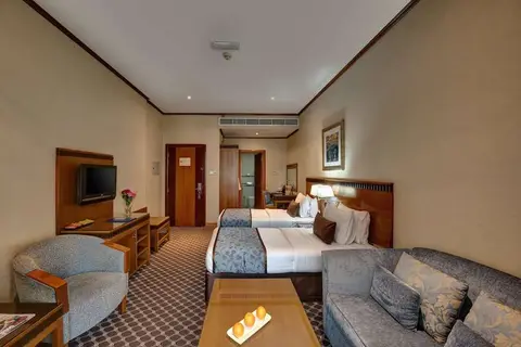 Golden Tulip Al Barsha in Dubai — foto 3