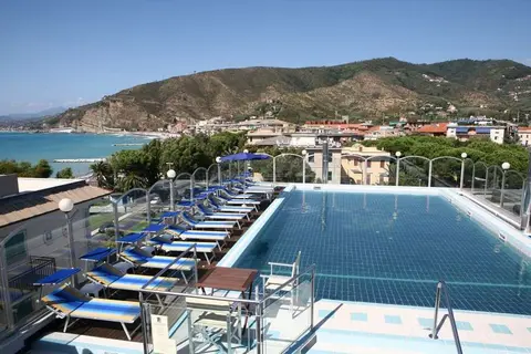 Hotel Grande Albergo in Sestri Levante — foto 22