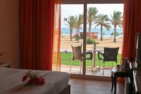 Wadi Lahmy Azur Resort Berenice in محمية وادي الجمال وجبل حماطة — foto 21