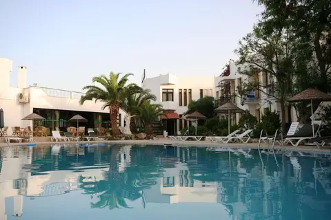 Flora Hotel in Bodrum — foto 3