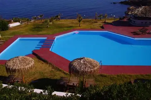 Stella Beach in Panormos — foto 14
