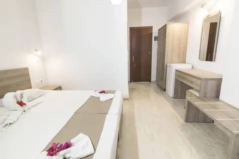 Tivoli Hotel in Faliraki — foto 6