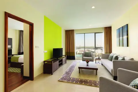 Ramada by Wyndham Dubai Barsha Heights in Dubai — foto 6