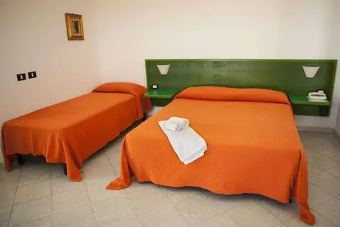 Hotel Piccada in Palau — foto 3