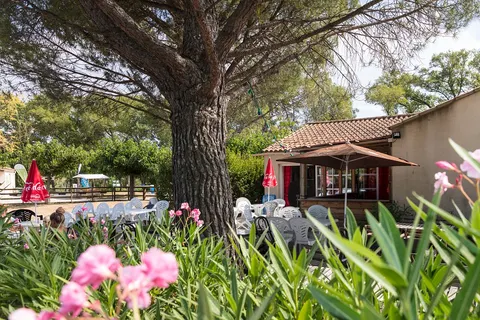 Camping Les Rives Du Luberon foto 12