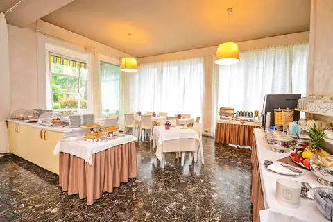 Hi Hotels Sirmione in Sirmione — foto 13