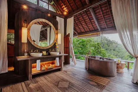 Buahan A Banyan Tree Escape in Payangan — foto 4