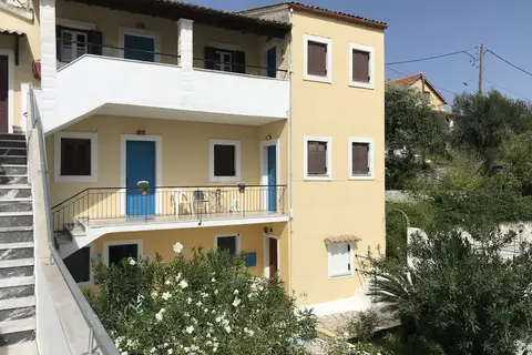 Sunflower Apartments & Studios in Δημοτική Ενότητα Κασσωπαίων — foto 21