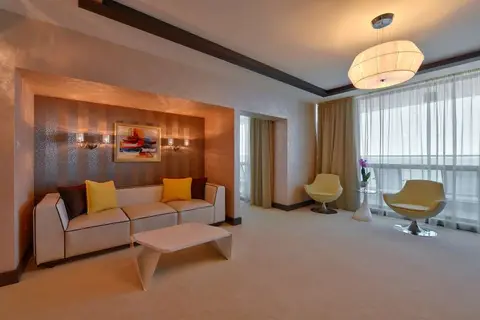International Hotel Casino & Tower Suites in СПА център Ривиера Бийч — foto 26