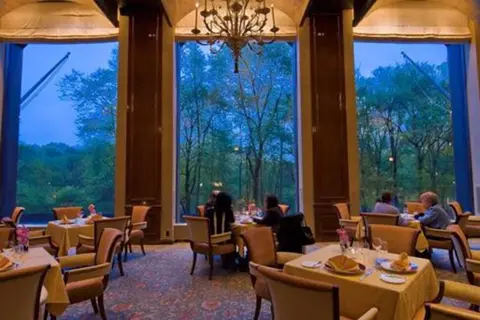 Park Lane Hotel in New York — foto 21