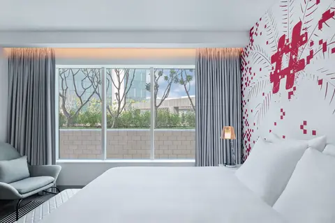 Radisson RED Hotel Dubai Silicon Oasis in Dubai, foto 2