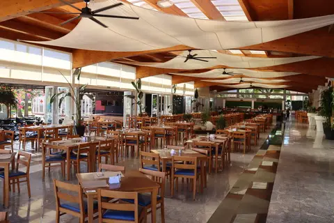 Ciudad Laurel in Son Servera — foto 18