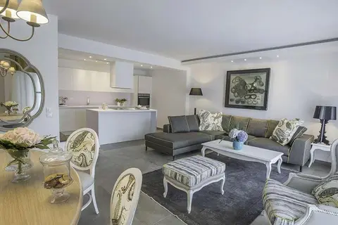 Avaton Luxury Villas Resort in Νέα Ρόδα — foto 4