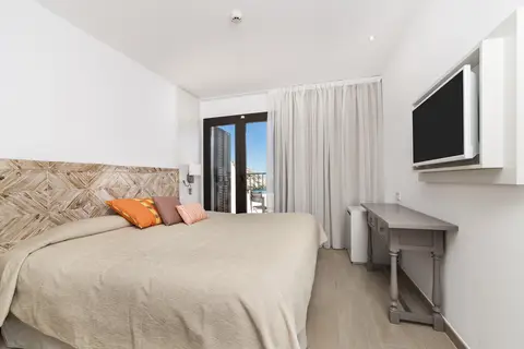 Hotel Hoposa Niu in Cala de Sant Vicent o Cala San Vicente — foto 20
