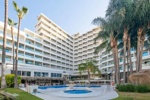 Hotel Parasol by Dorobe in Torremolinos — foto 29