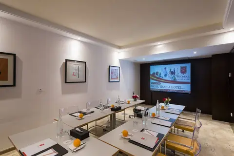 Le Corail Suites Hotel in Tunis — foto 12