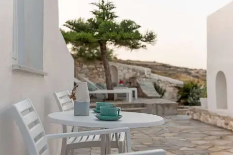 Adonis Hotel Studios & Appartementen in Naousa, foto 11