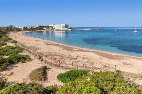 Universal Hotel Marqués in Colònia de Sant Jordi — foto 16