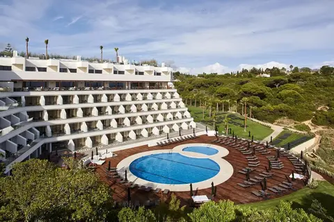 Tivoli Carvoeiro Algarve Resort in Lagoa e Carvoeiro
