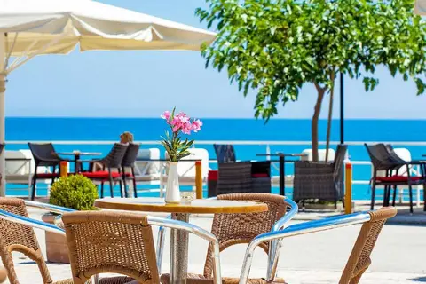 Xenios Dolphin Beach in Δημοτική Ενότητα Κασσάνδρας — foto 26