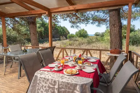 Monambeles Villas in Σβορωνάτα — foto 6