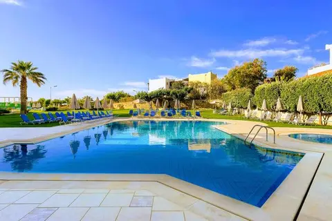 Pela Sofia in Δημοτική Ενότητα Μαλίων — foto 2