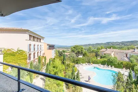 Pierre & Vacances Village Club Pont Royal & P in Mallemort — foto 17