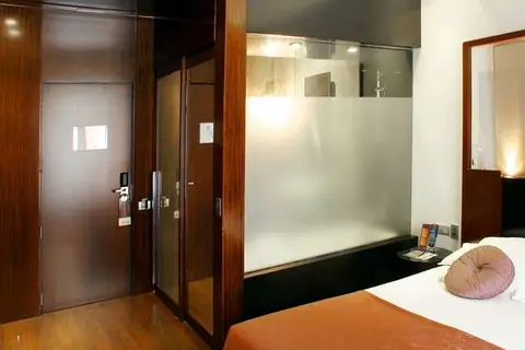 VINCCI Palace in Valencia — foto 11