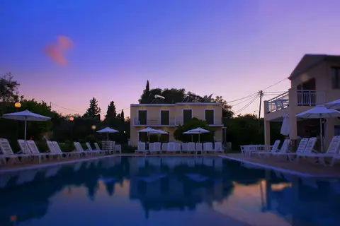 Yianetta Complex in Δημοτική Ενότητα Λευκιμμαίων — foto 3