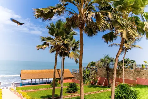 Tropic Garden Hotel in Banjul — foto 12