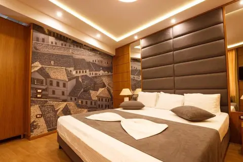 Hotel Cajupi in Gjirokastra — foto 16