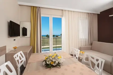Apartments Amfora Plava Laguna in Bašanija — foto 28