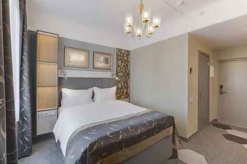 Semarah Metropole Hotel in Riga — foto 5