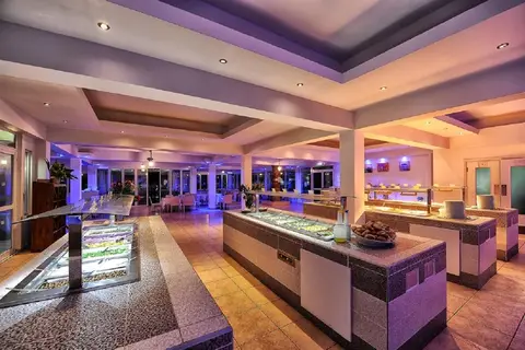 Piere Anne Beach Hotel in Ayia Napa — foto 3