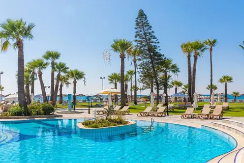 The Golden Bay Beach Hotel in Larnaca — foto 19