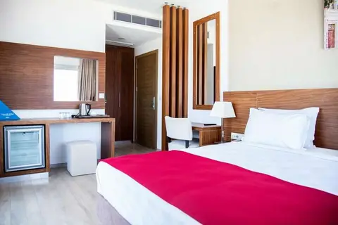 La Quinta By Wyndham Çeşme in Çeşme — foto 5