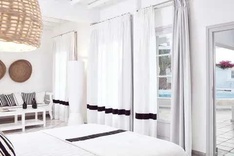 Mr & Mrs White Paros in Νάουσα — foto 21