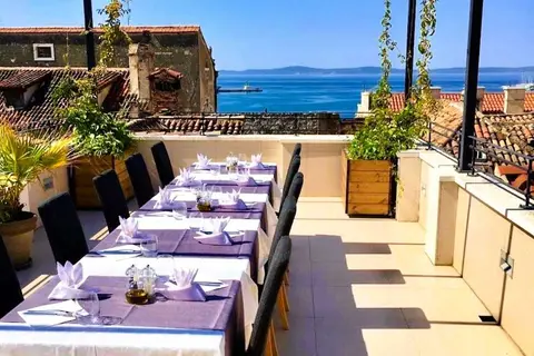 Hotel Slavija in Split — foto 7