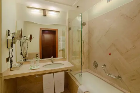 NH Roma Villa Carpegna in Rome — foto 26