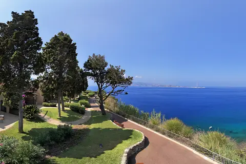 Altafiumara Resort & Spa in Villa San Giovanni — foto 11