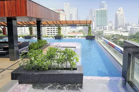 Mode Sathorn in Bangkok, foto 2