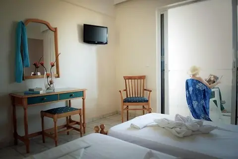 Marianna Hotel Apartements in Τιγκάκι — foto 14